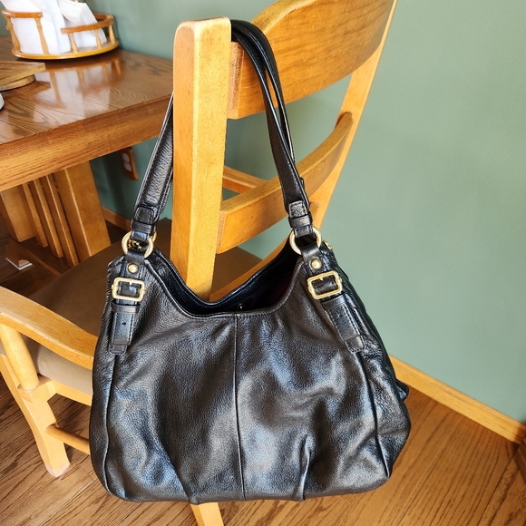 Black Leather Coach - Picture 8 of 9